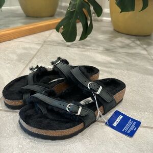 Birkenstock Shearling Fur Black Suede Women’s Size 39 Mayari